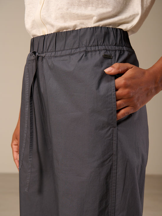 Pants with elastic waistband