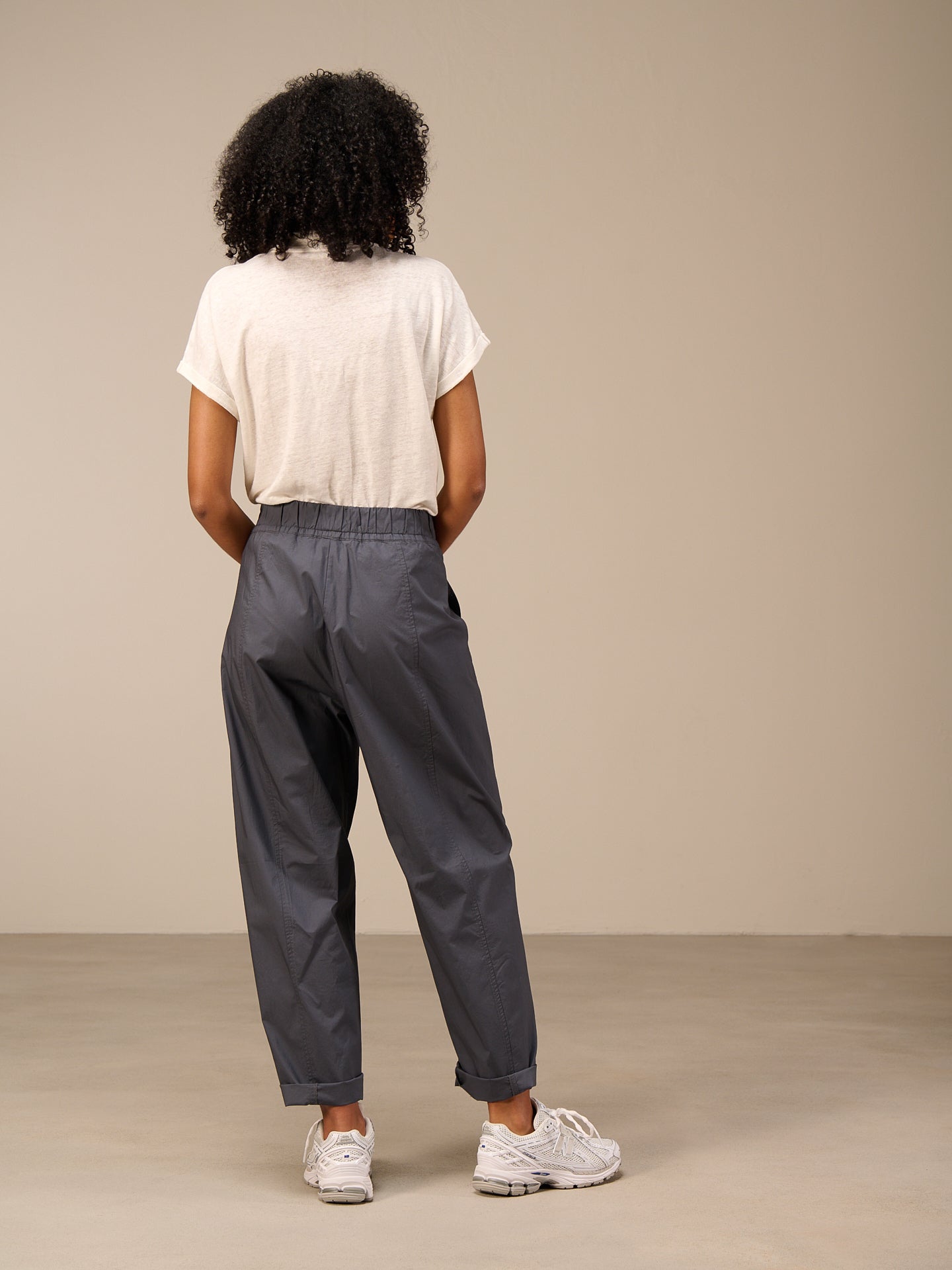 Pants with elastic waistband