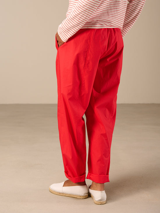 Pants with elastic waistband