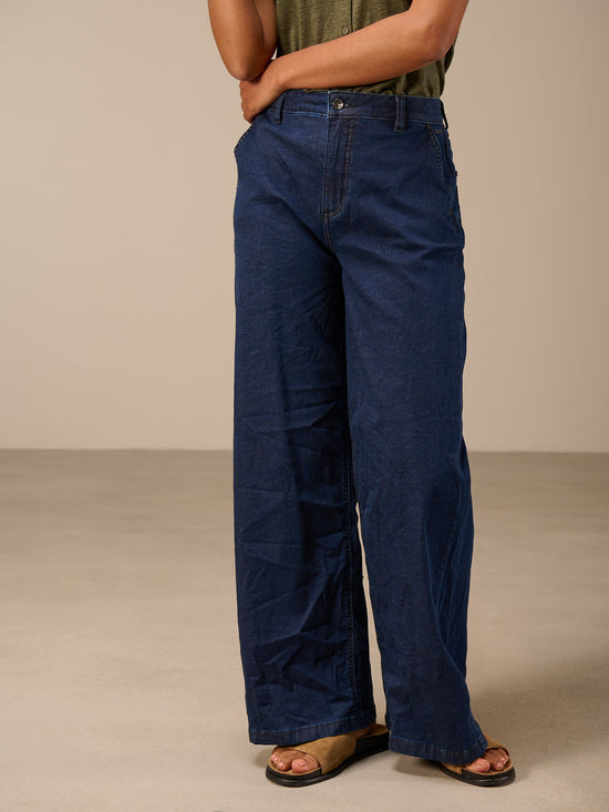 Wide-leg jeans