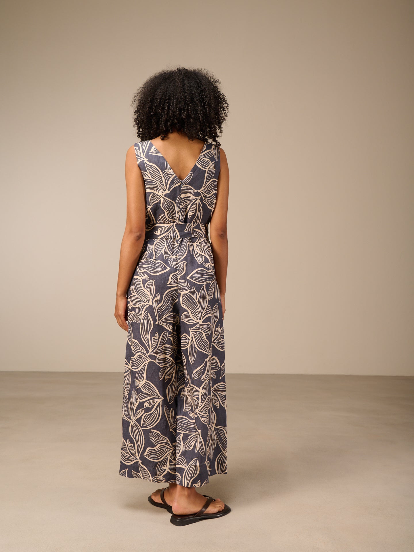 Tuta jumpsuit con cintura