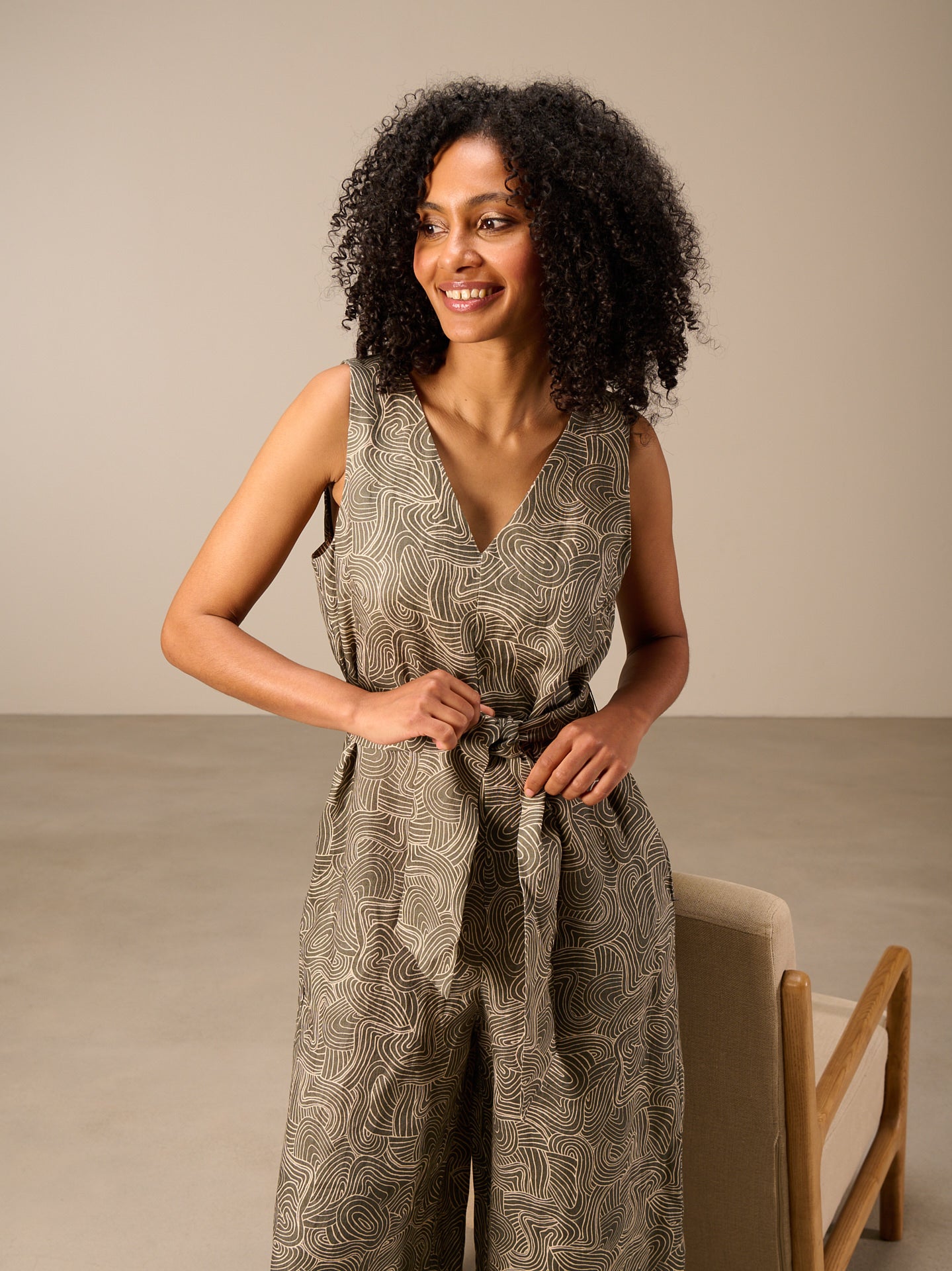 Tuta jumpsuit con cintura