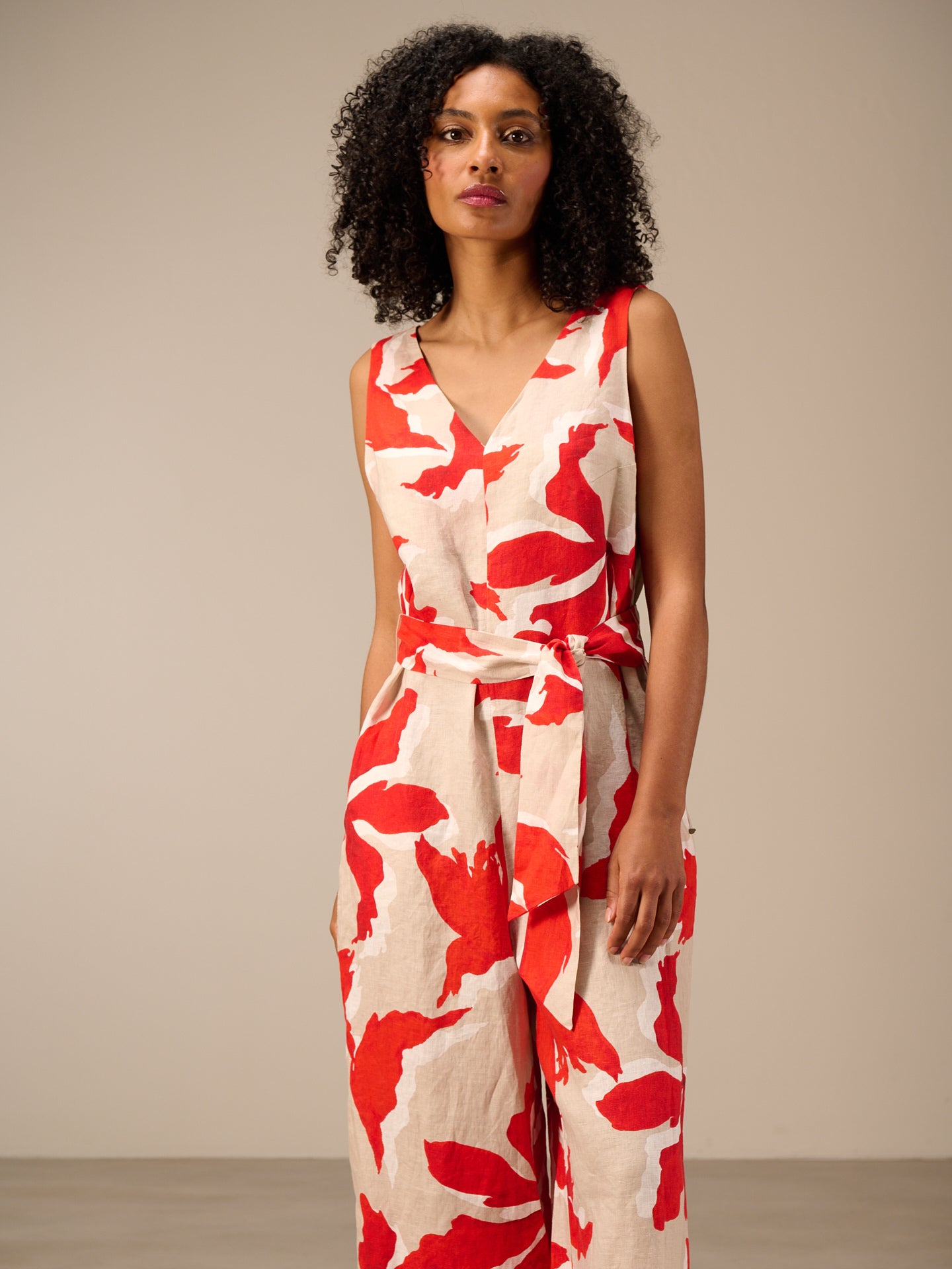 Tuta jumpsuit con cintura