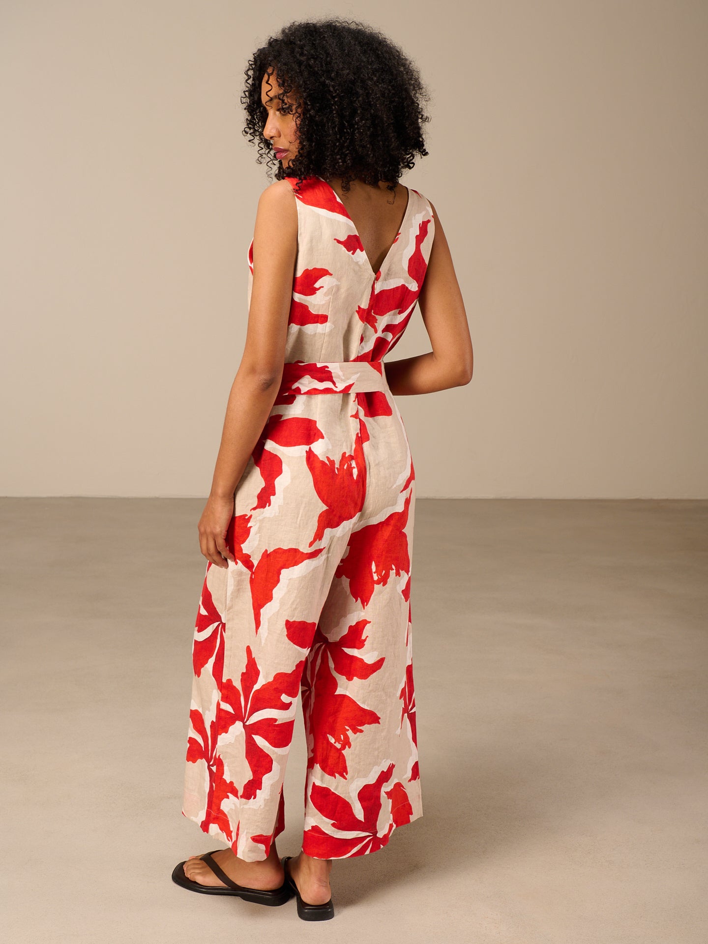 Tuta jumpsuit con cintura