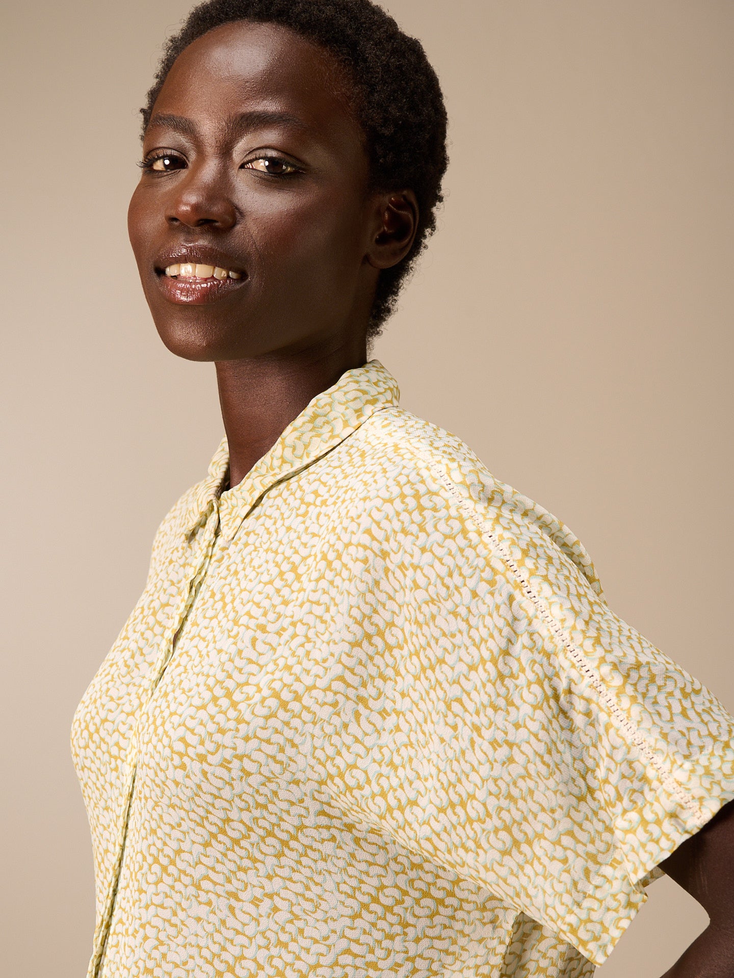 chemise à manches courtes
