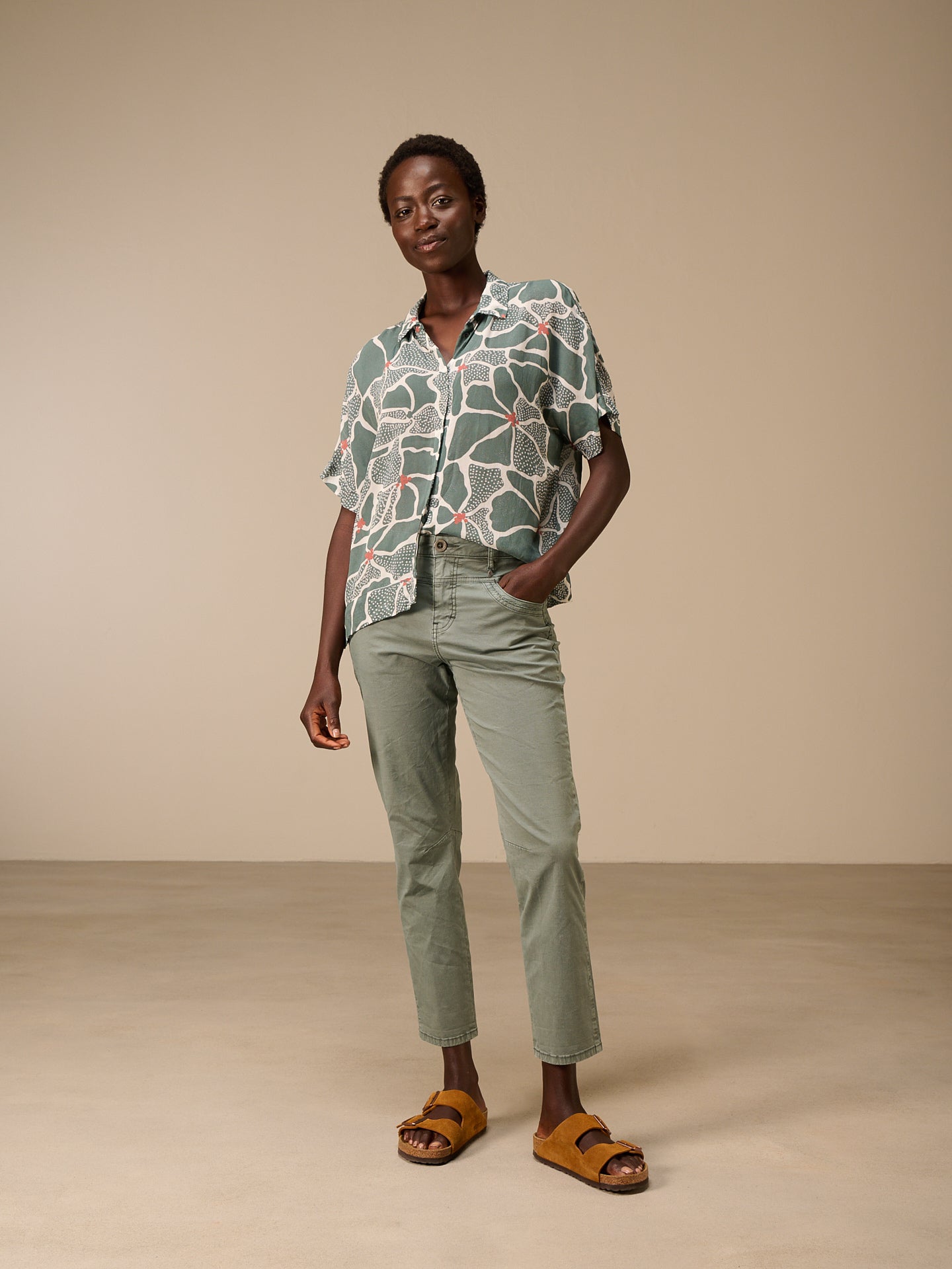 chemise à manches courtes