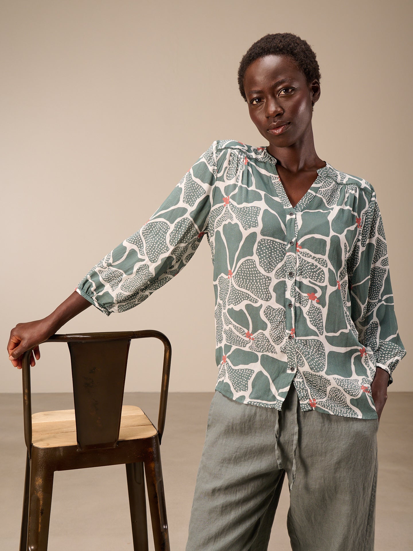 Bluse mit Knopfleiste