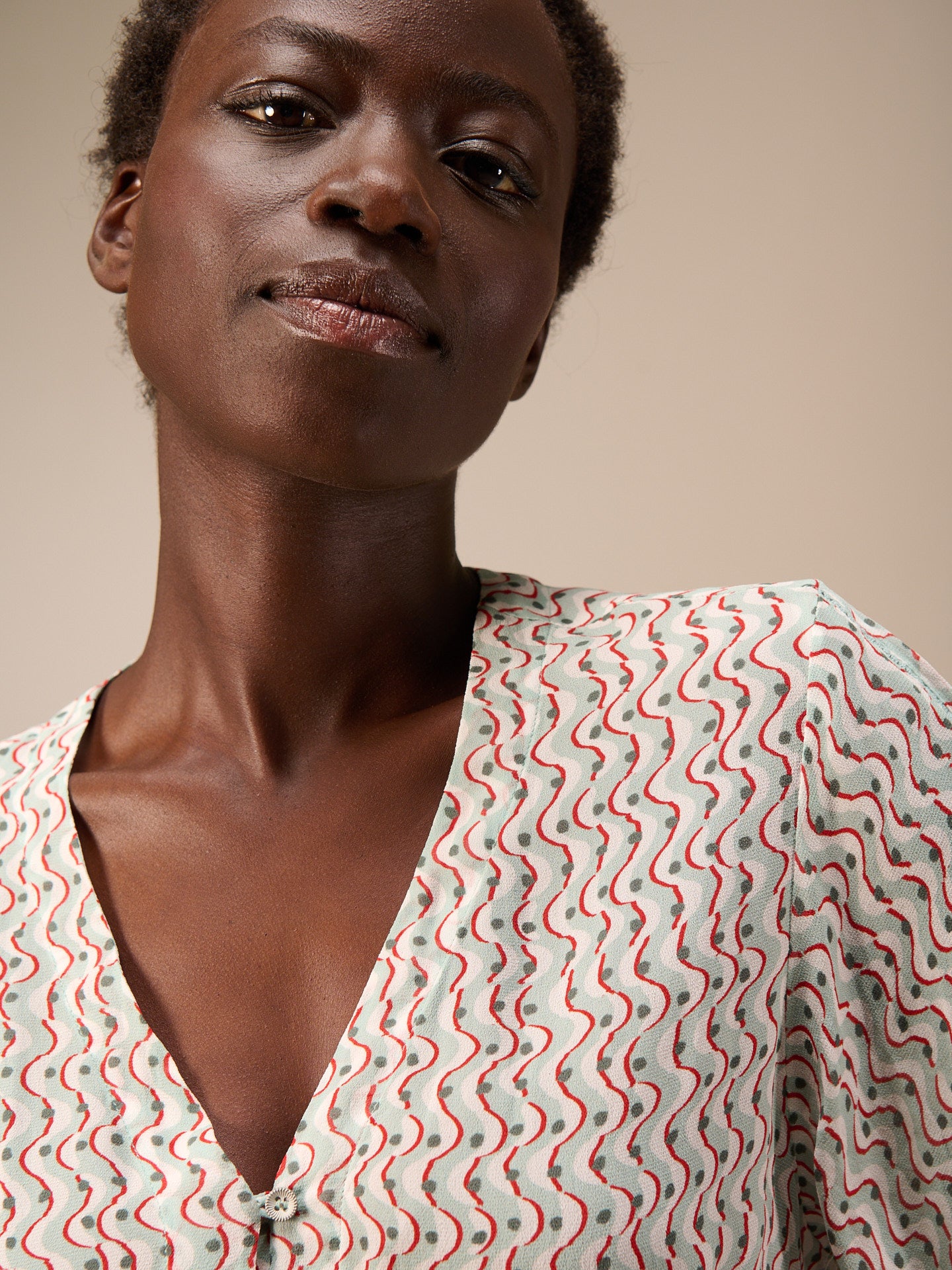 Blusa con pizzo