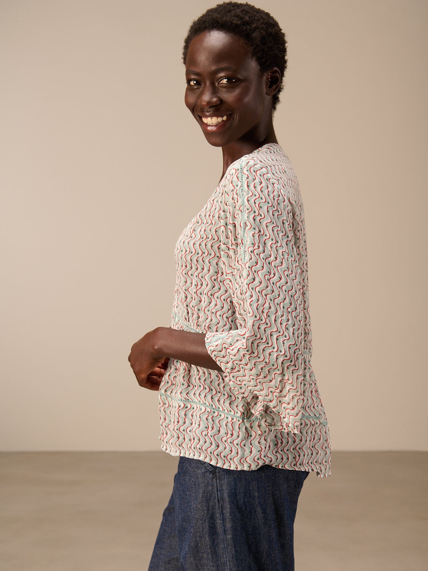 Blusa con pizzo