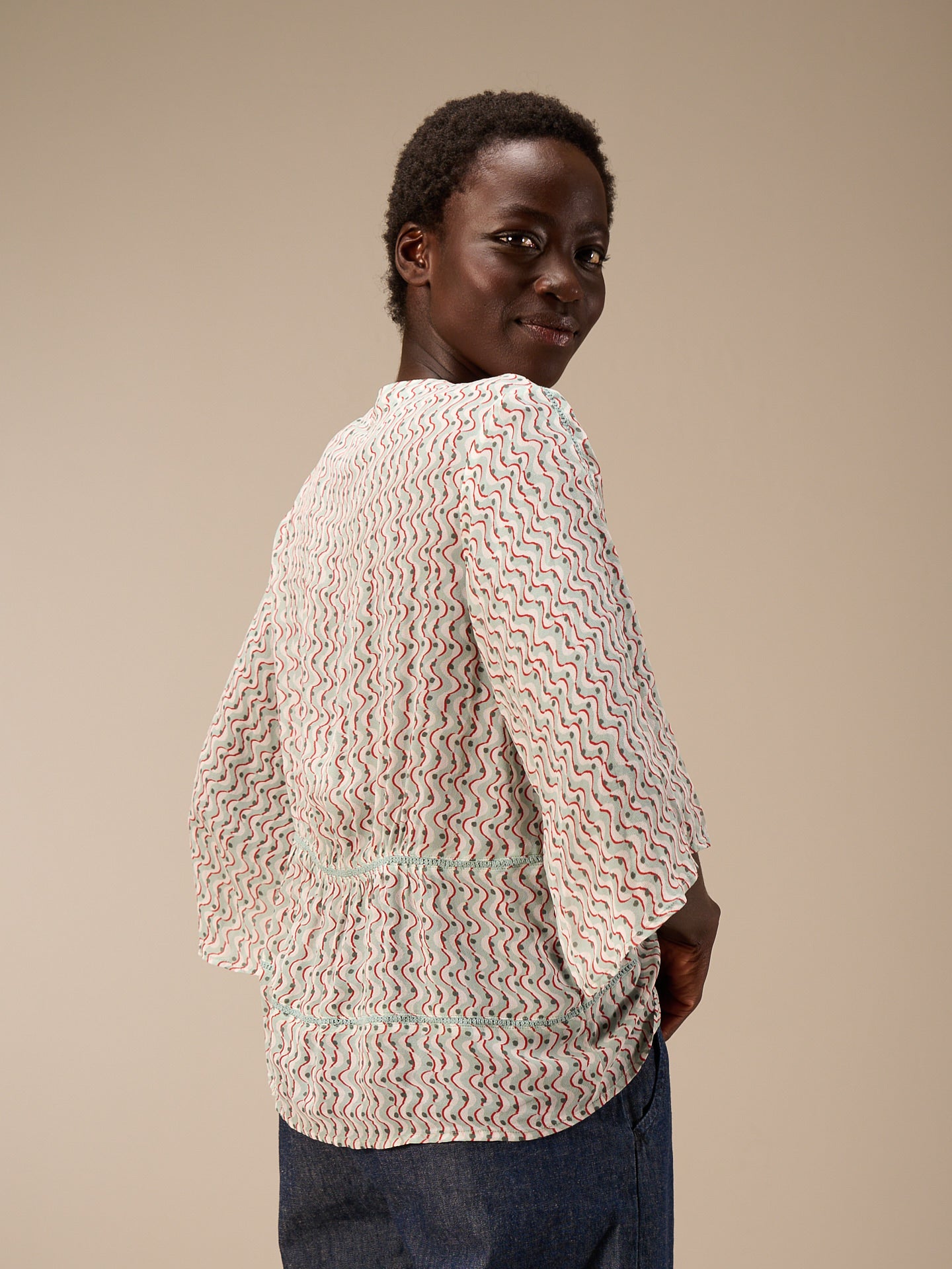 Blusa con pizzo