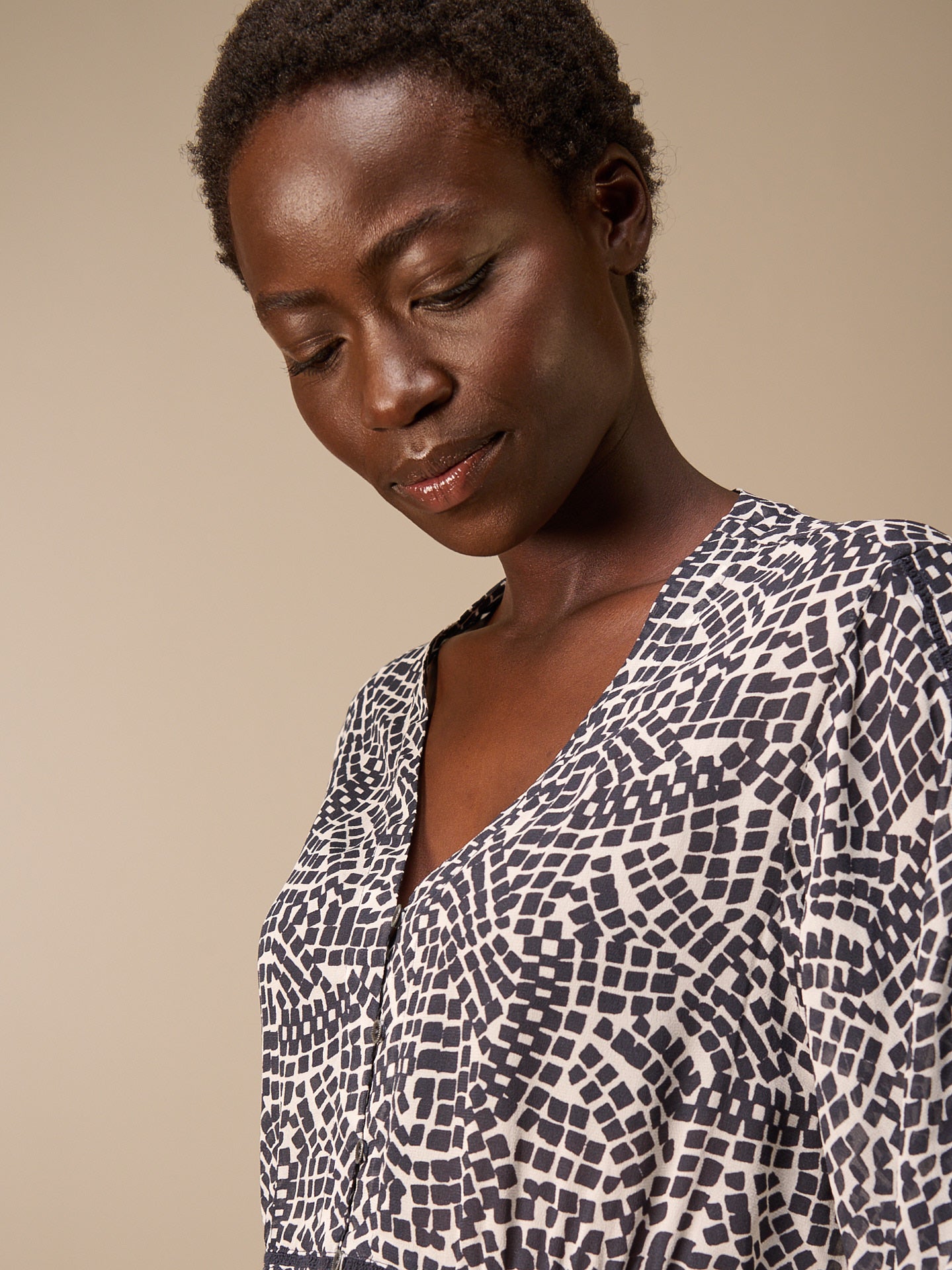Blusa con pizzo