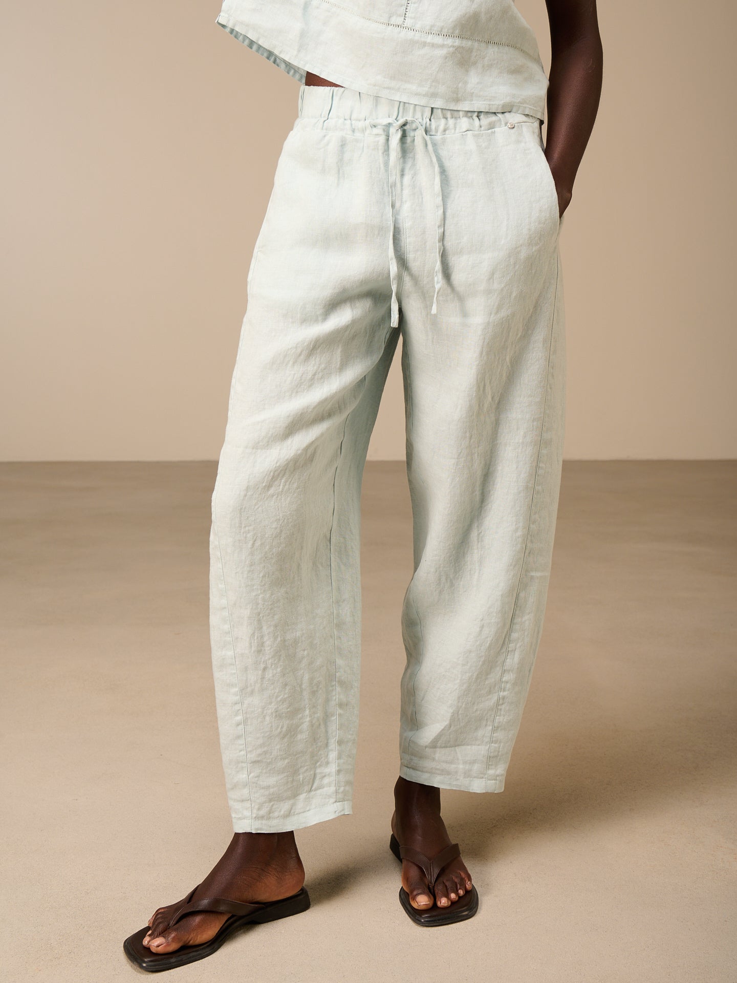 Pantaloni con cintura