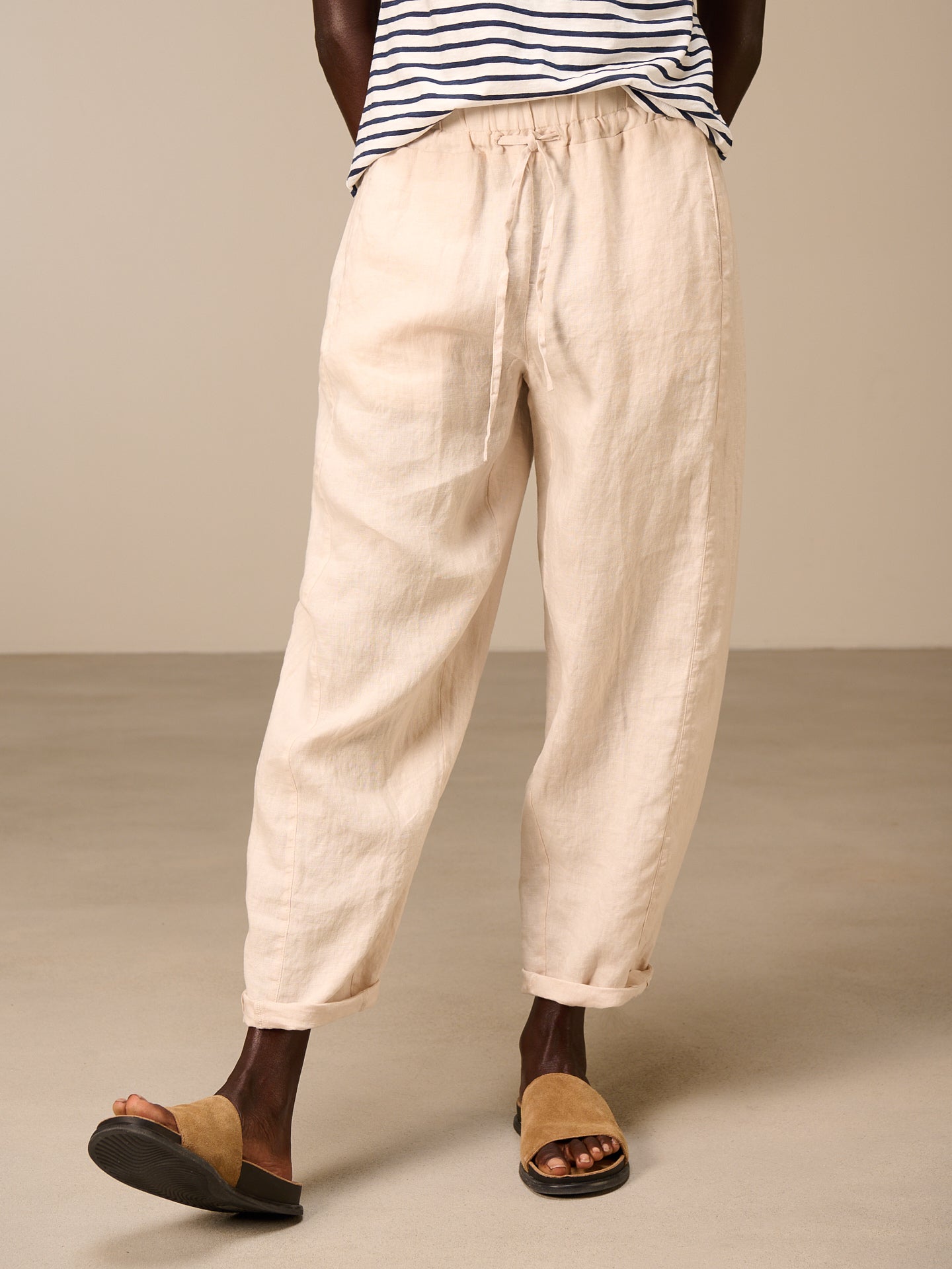 Pantaloni con cintura