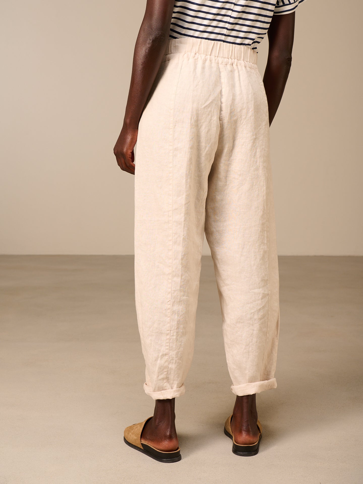 Pantaloni con cintura