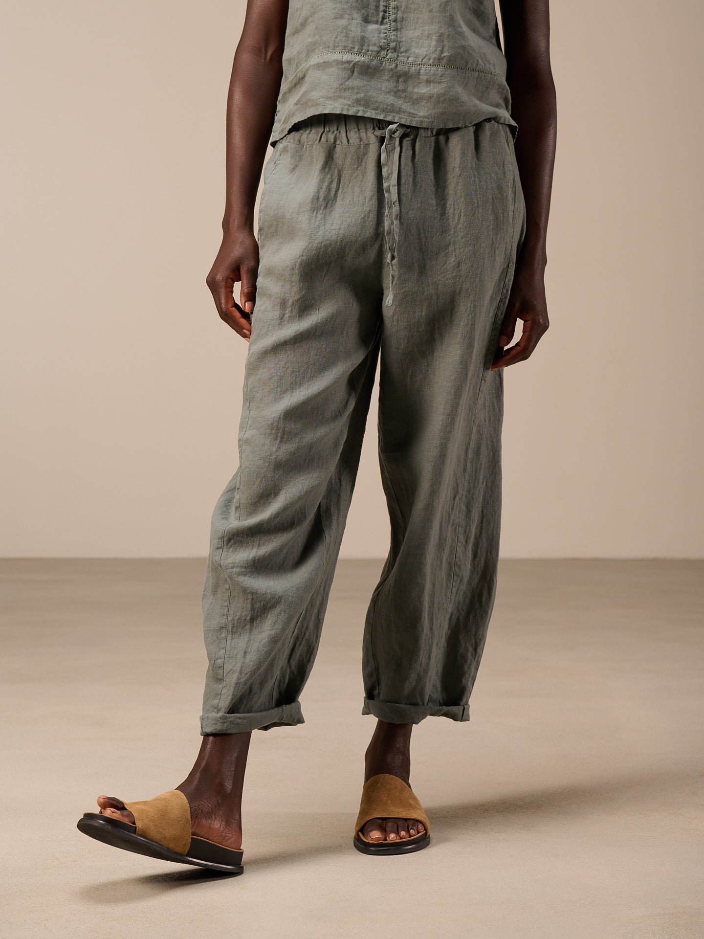 Pantaloni con cintura