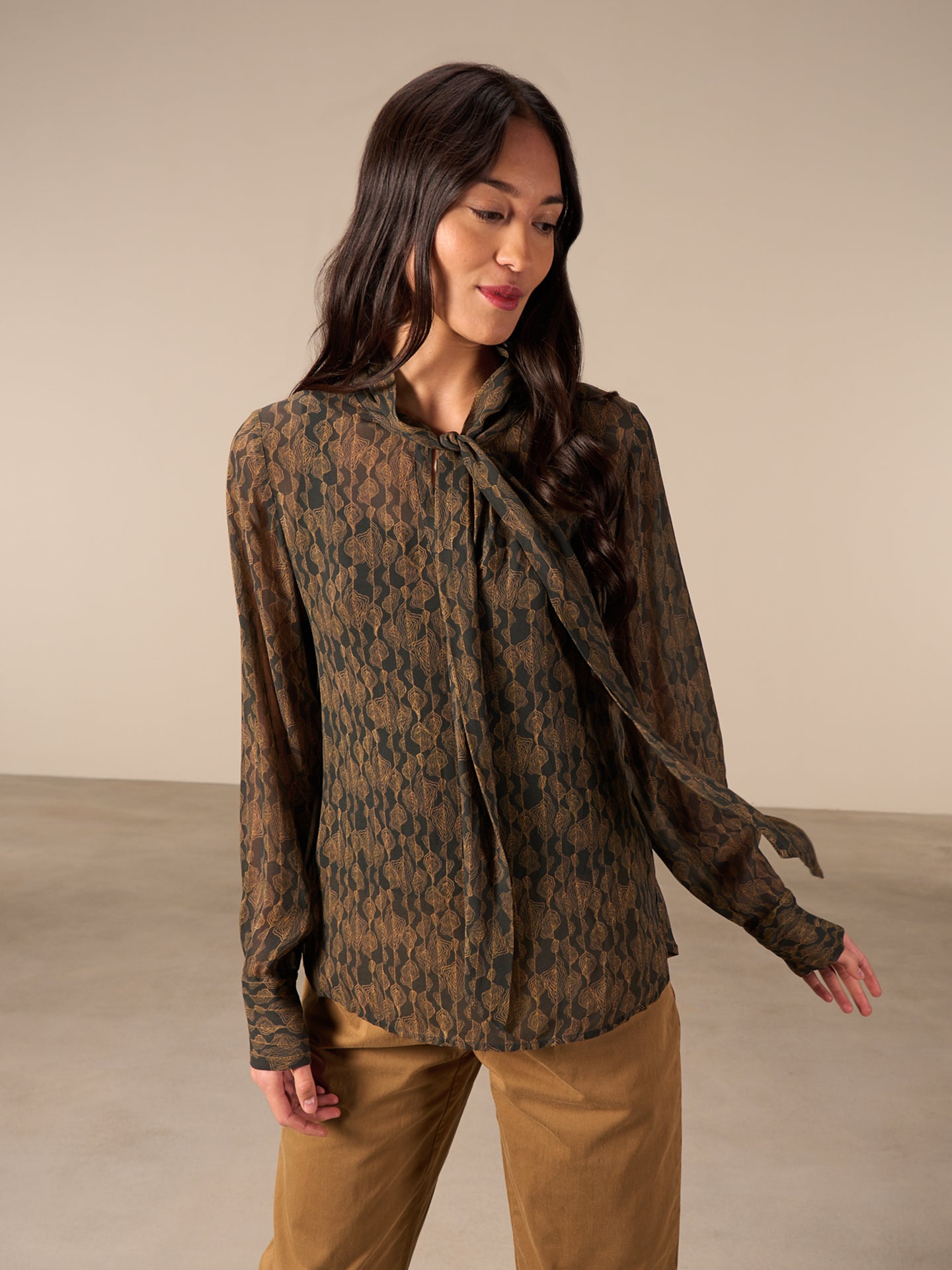Scarf collar blouse
