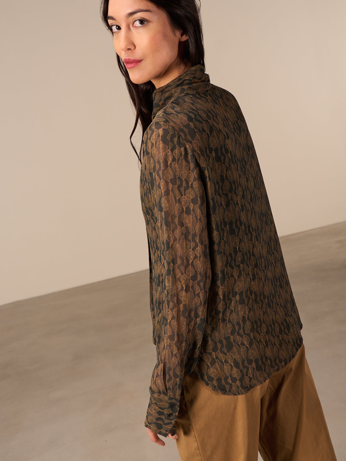 Scarf collar blouse