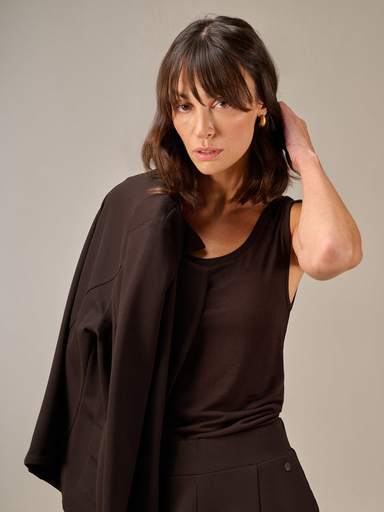 Top con scollo rotondo