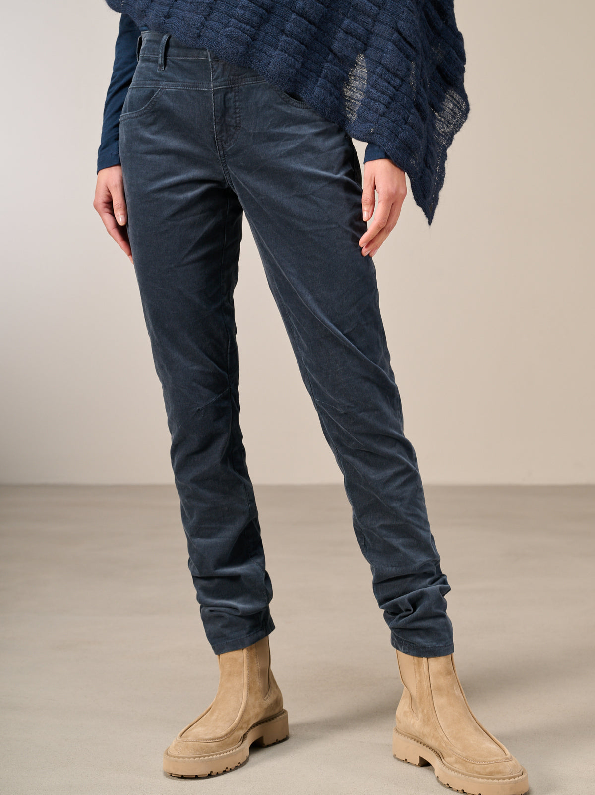Tapered pants