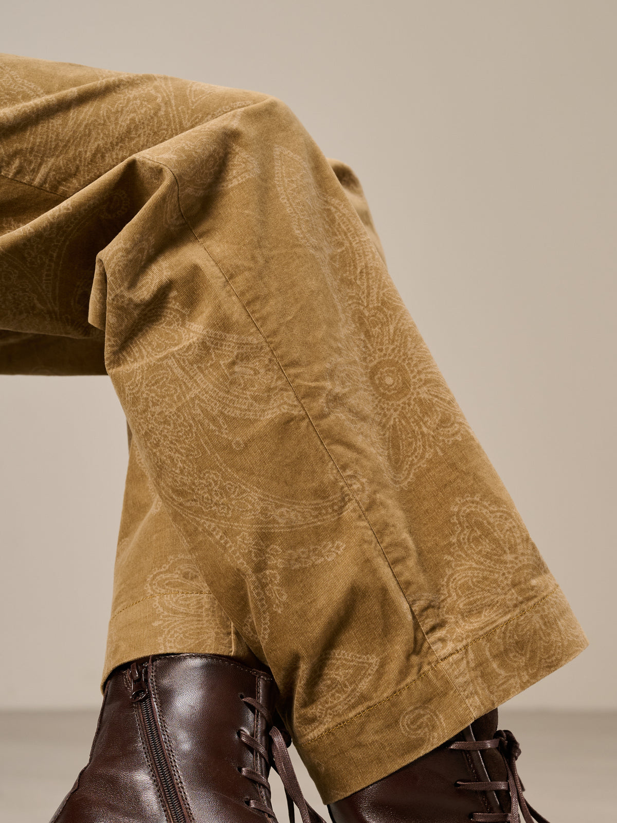 Pantaloni dritti
