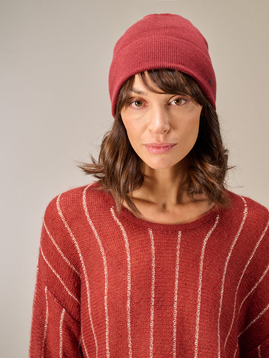 Hat with cashmere