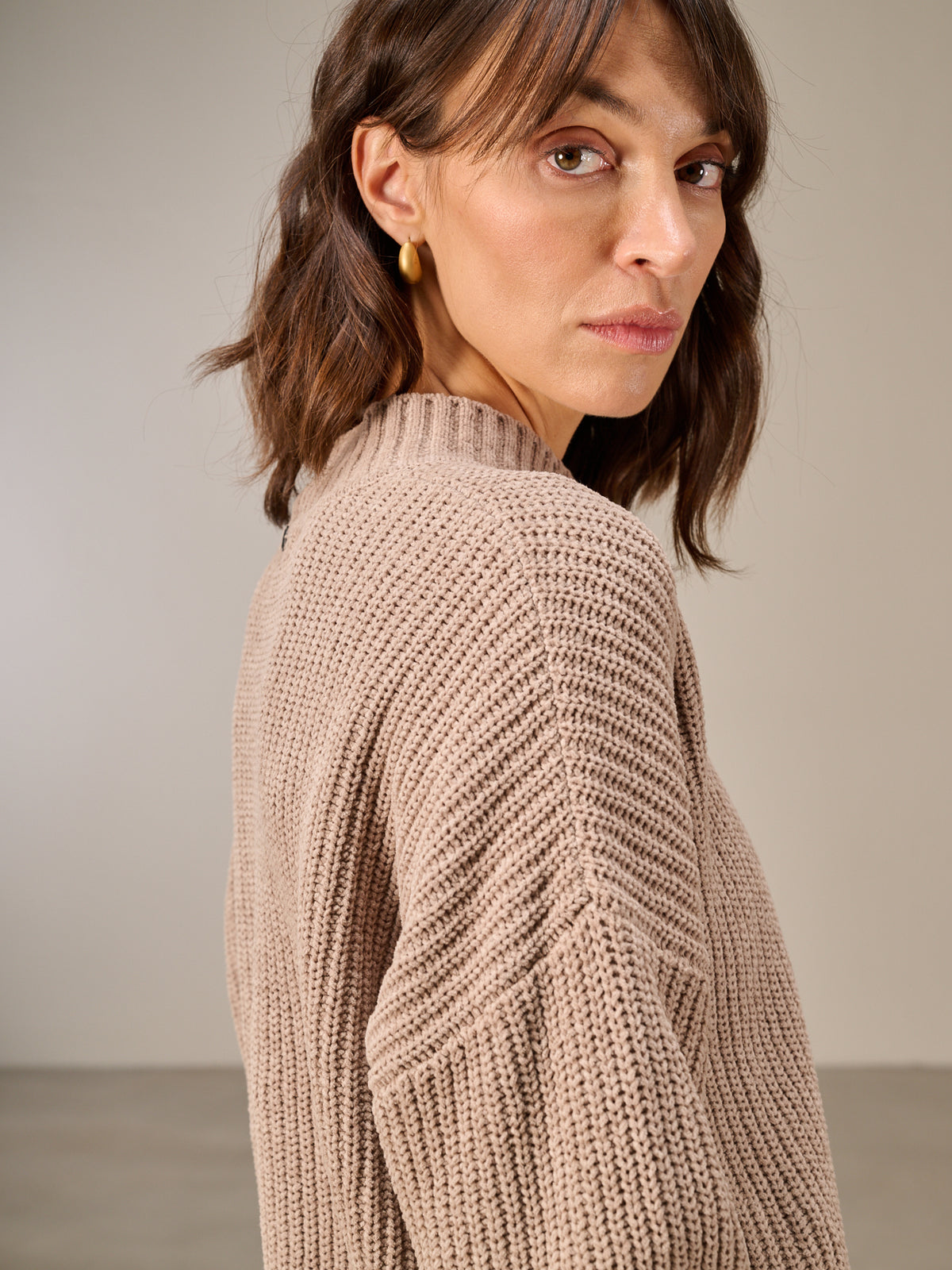 Maglione con collo alto