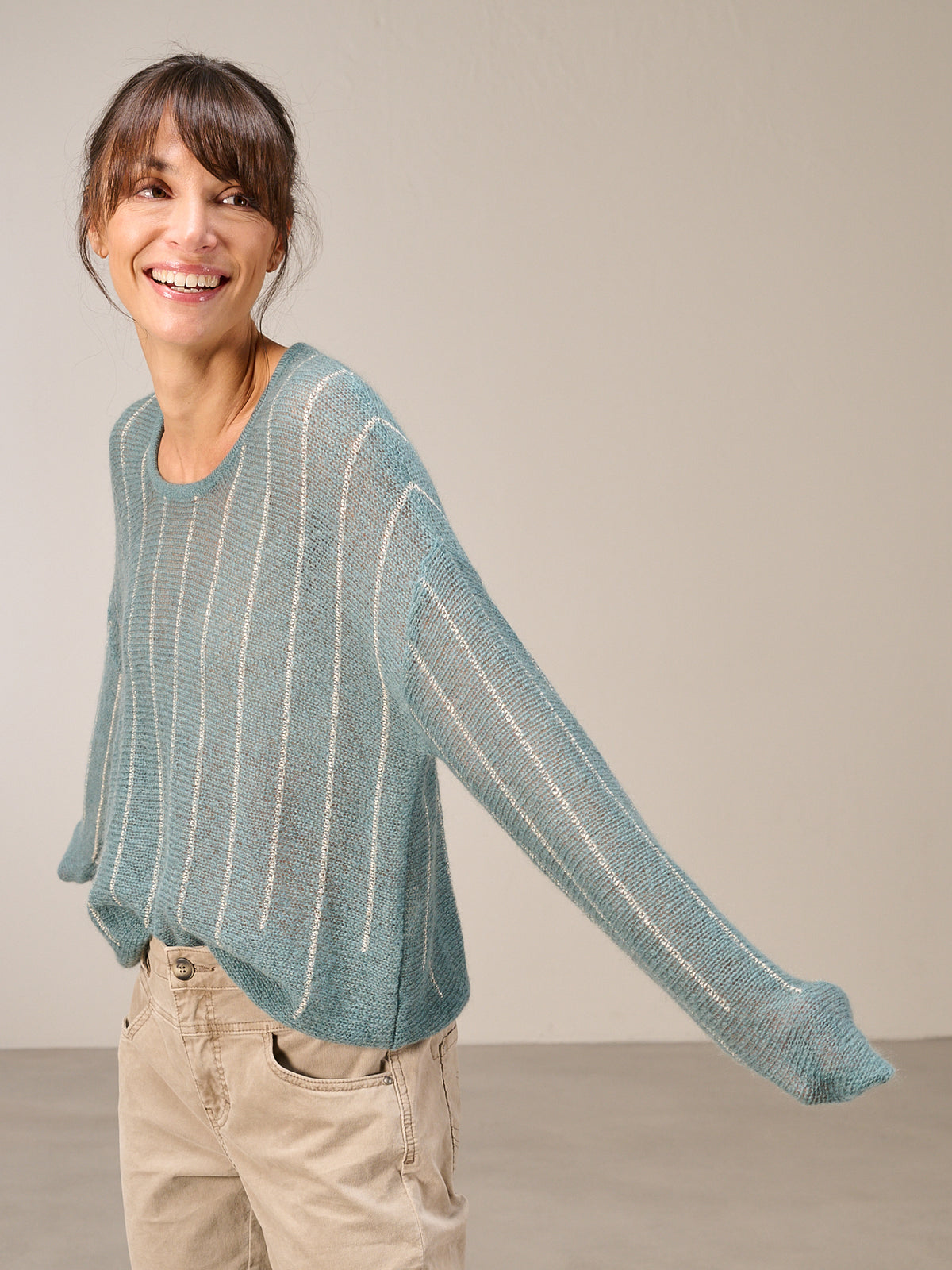 Knitted sweater with wool