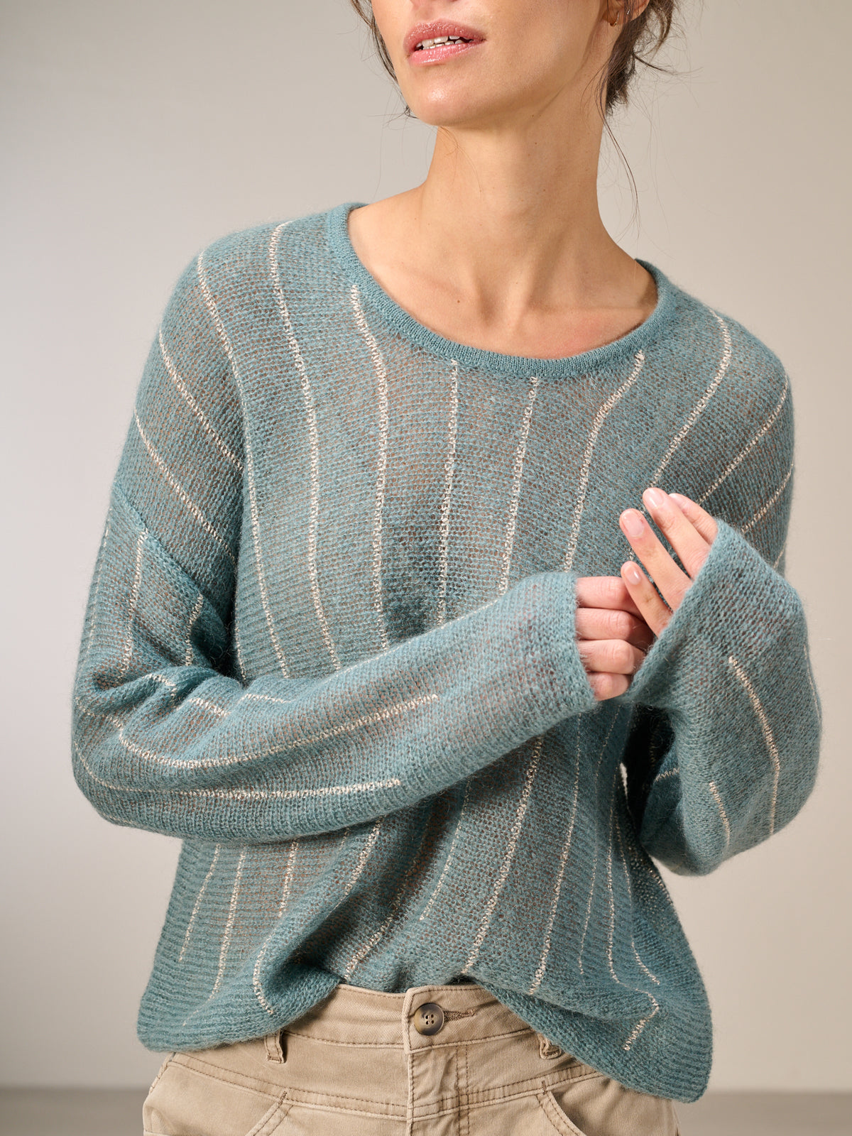 Knitted sweater with wool