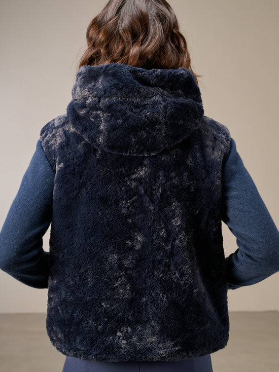 gilet en fausse fourrure