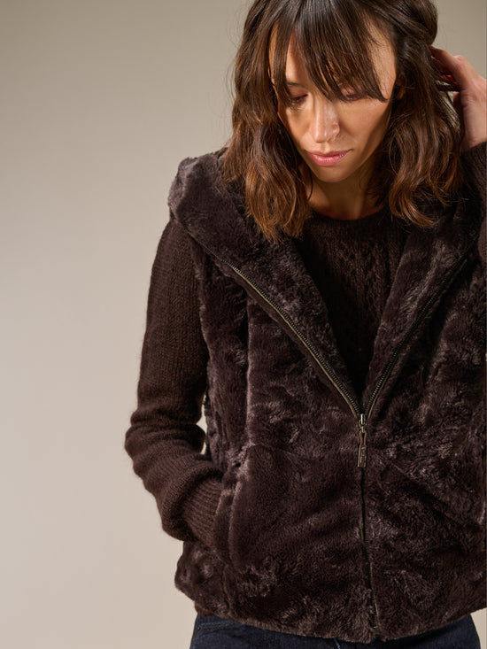 gilet en fausse fourrure