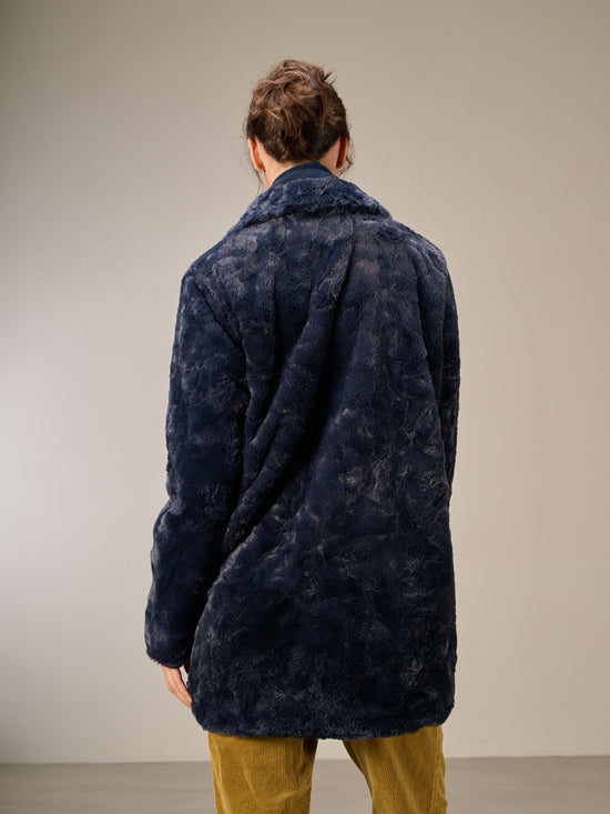 manteau en fausse fourrure