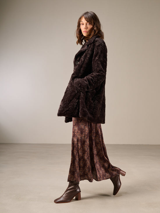 manteau en fausse fourrure