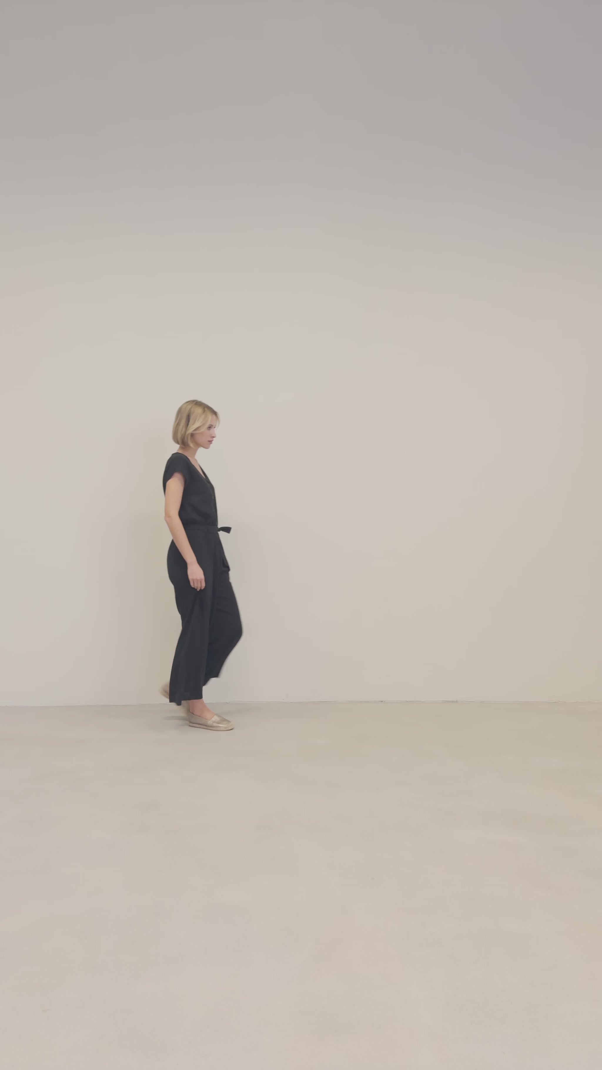 S26260_black_6